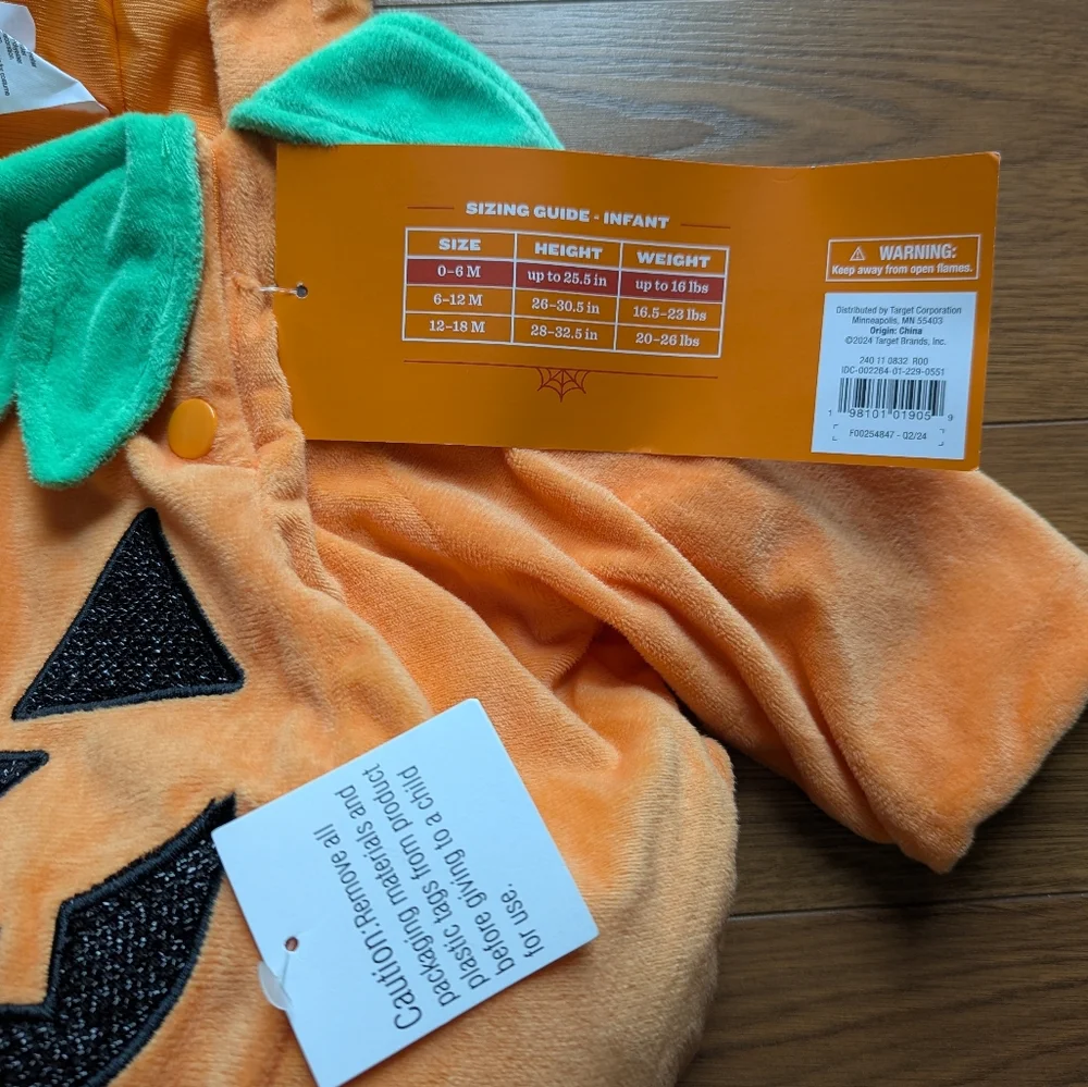 Hyde & Eek! Pumpkin Pullover Costume With Hood 0-6M NWT